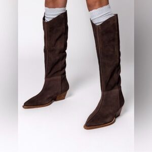 Free People Fudgesicle Sway 2.0 Low Slouch Suede Tall Boots New in Box 38.5